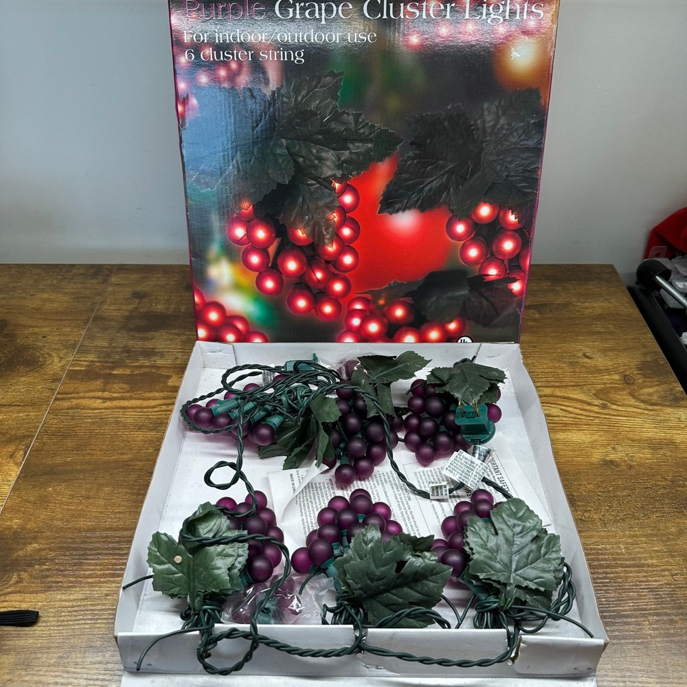 Purple Grape Cluster Lights 6 Cluster String Indoor Outdoor 7.5ft 100 Bulbs